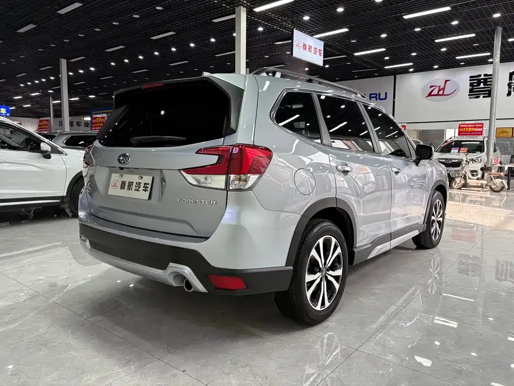 Subaru Forester 2021 из CN, фото 6