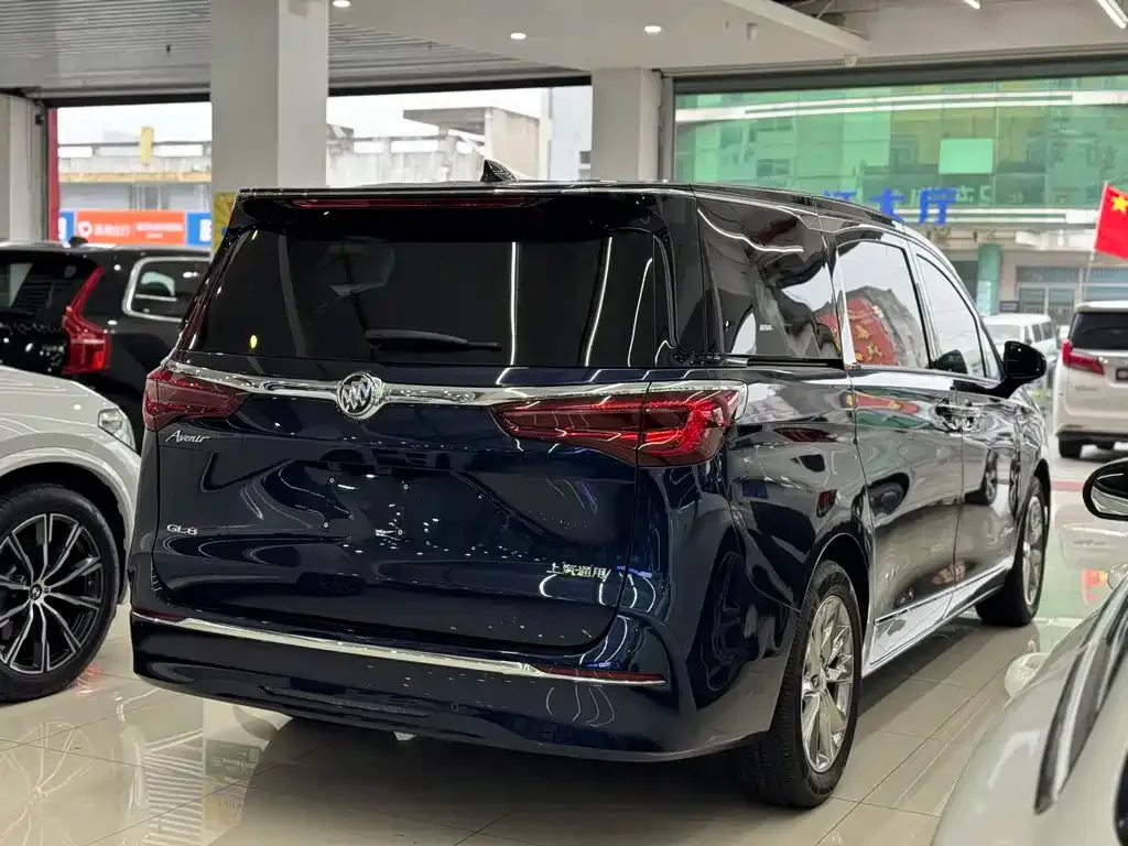 Buick GL8 2022 из CN, фото 5