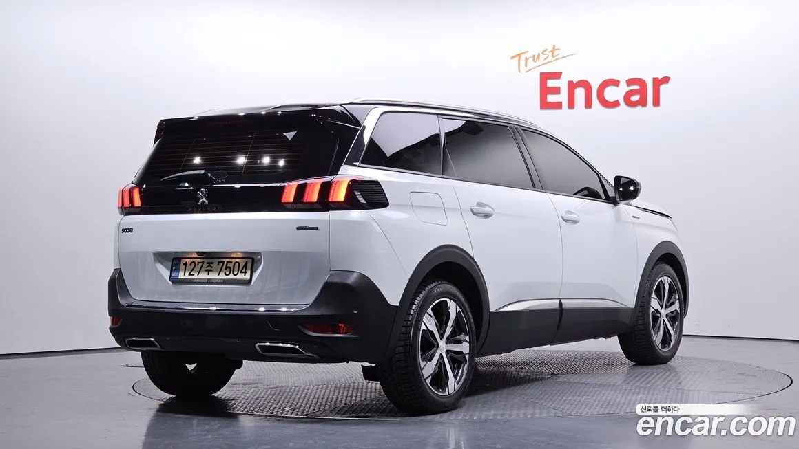 Peugeot 5008 2021 из KR, фото 9