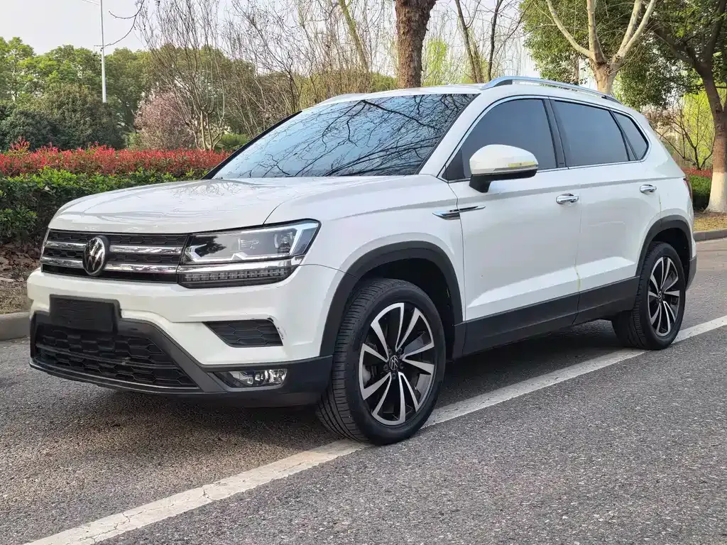 Volkswagen Tharu — фото 1