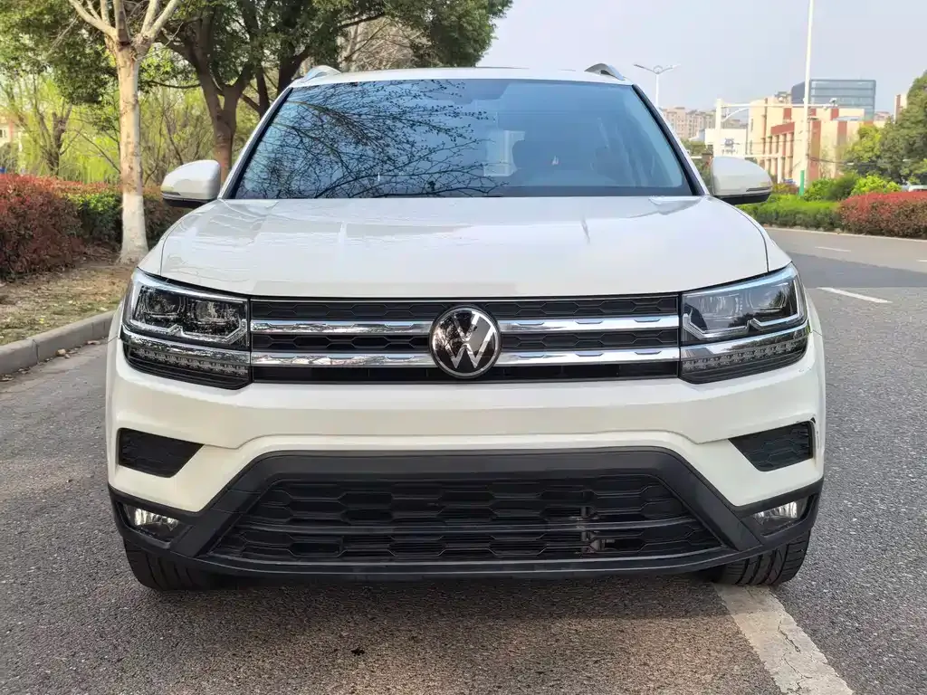 Volkswagen Tharu — фото 5