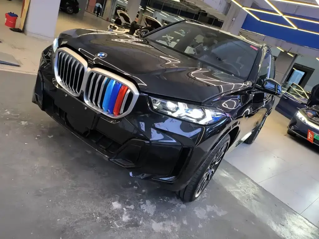 BMW X5 — фото 1