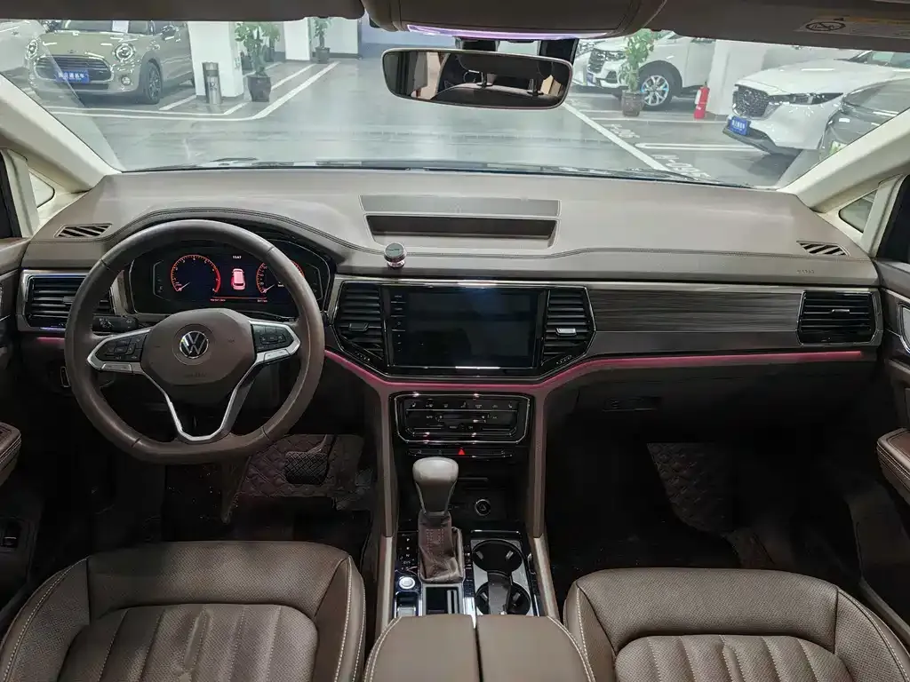 Volkswagen Viloran 2021 из CN, фото 10