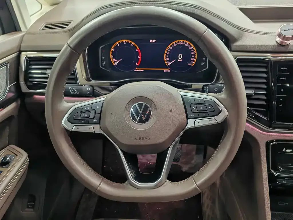 Volkswagen Viloran 2021 из CN, фото 3