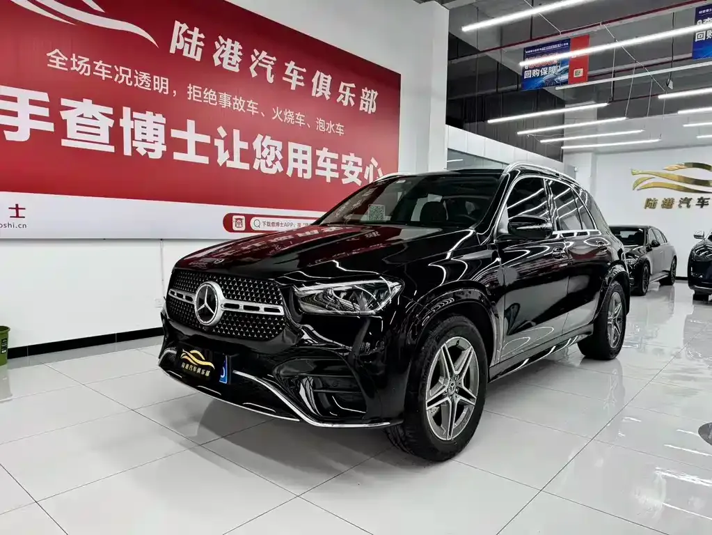 Mercedes-Benz GLE — фото 1