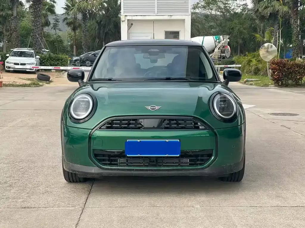 MINI Cooper (3-door) 2025 из CN, фото 4