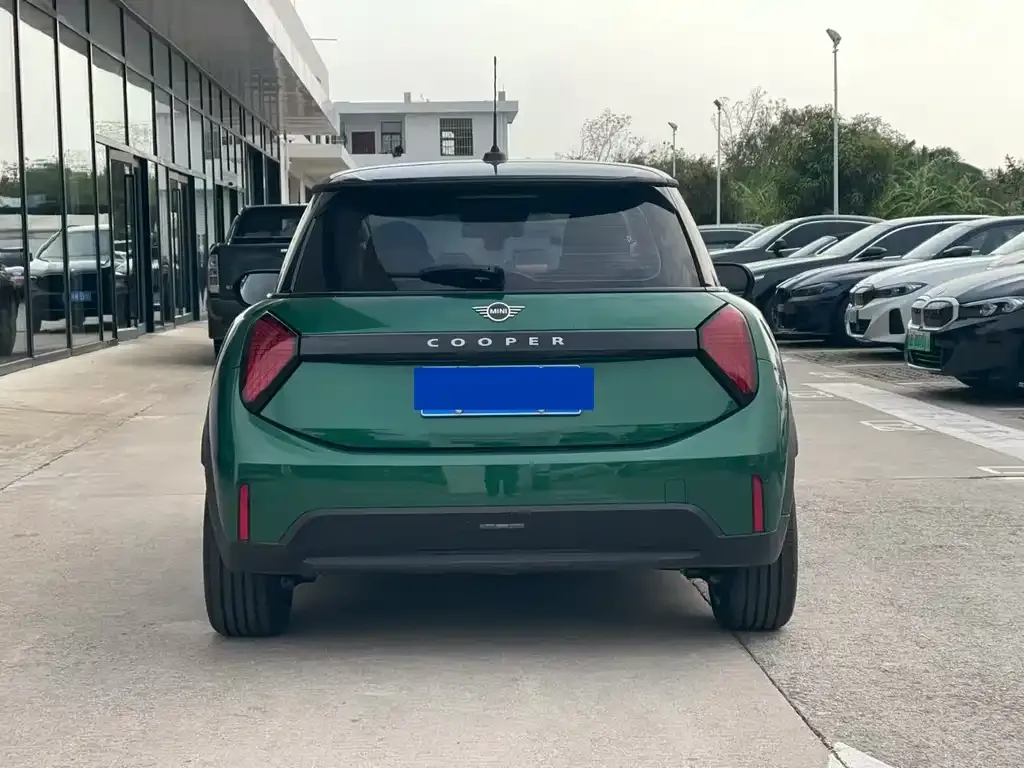 MINI Cooper (3-door) 2025 из CN, фото 7