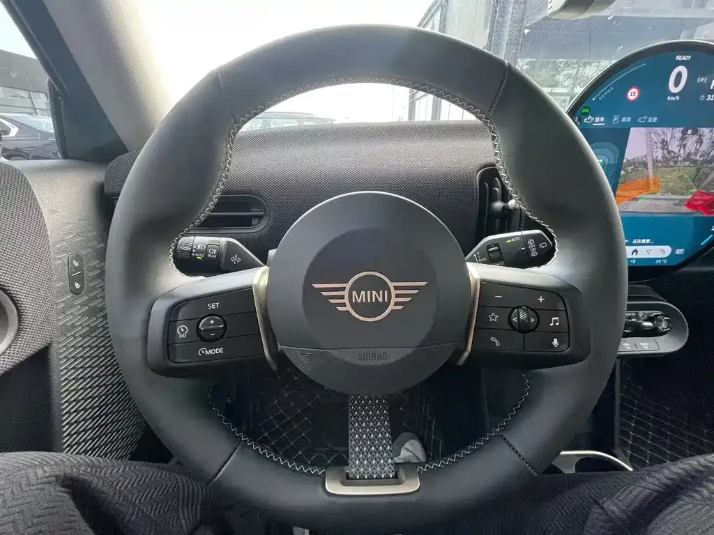 MINI Cooper (3-door) 2025 из CN, фото 8