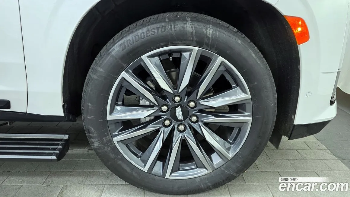 Cadillac Escalade 2023 из KR, фото 7