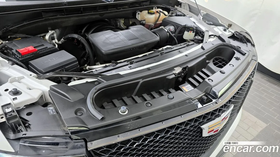 Cadillac Escalade 2023 из KR, фото 8