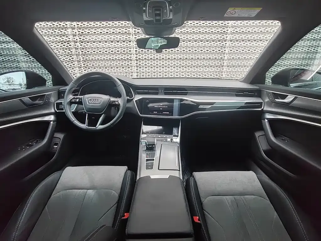 Audi A6L 2021 из CN, фото 9