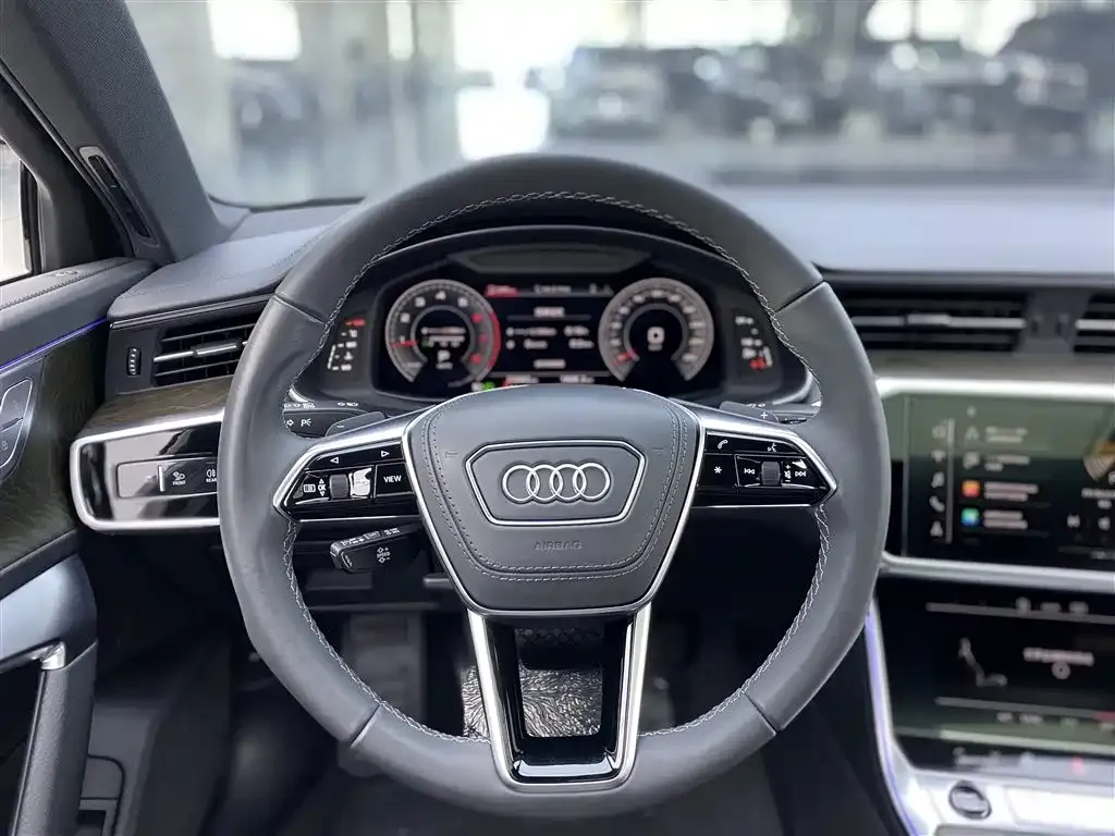Audi A6L 2023 из CN, фото 10