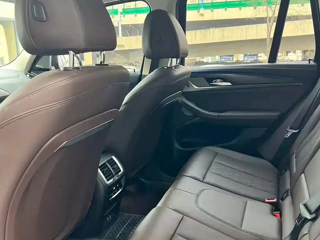 BMW X3 2022 из CN, фото 4