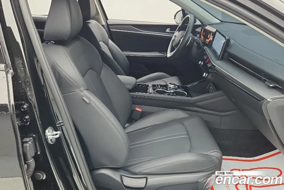 Kia K5 — фото 10
