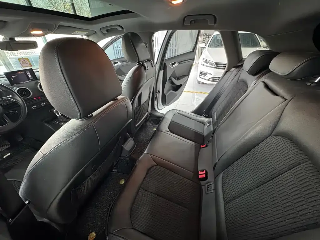 Audi A3 2021 из CN, фото 2