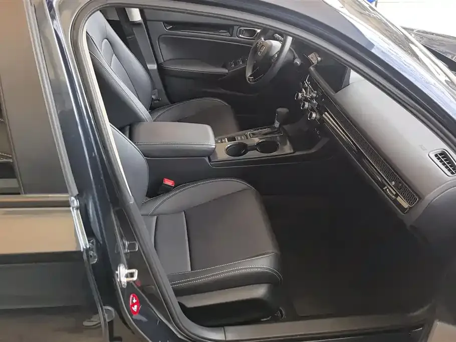 Honda Civic 2023 из CN, фото 9