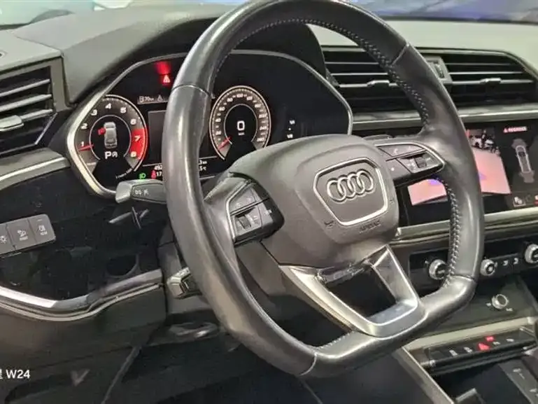 Audi Q3 2022 из CN, фото 9