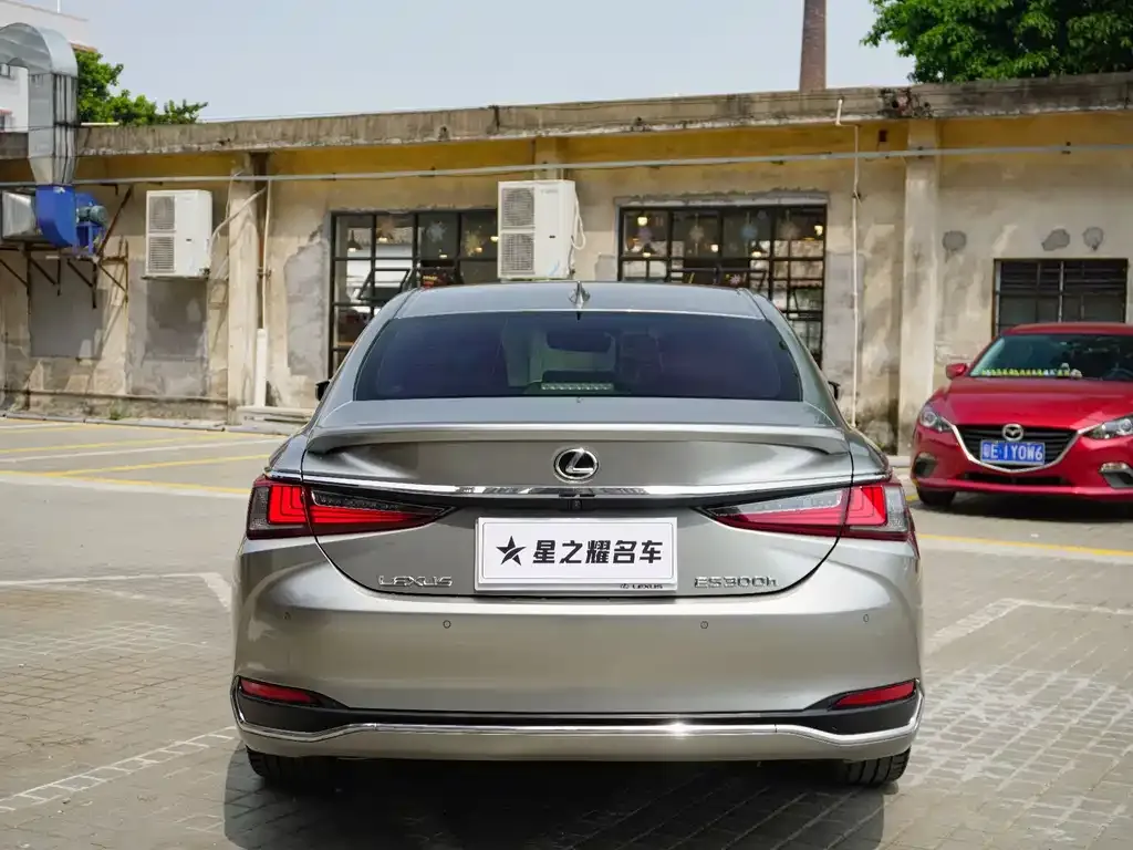 Lexus ES 2023 из CN, фото 10