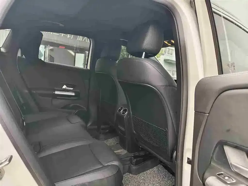 Mercedes-Benz GLA 2024 из CN, фото 3