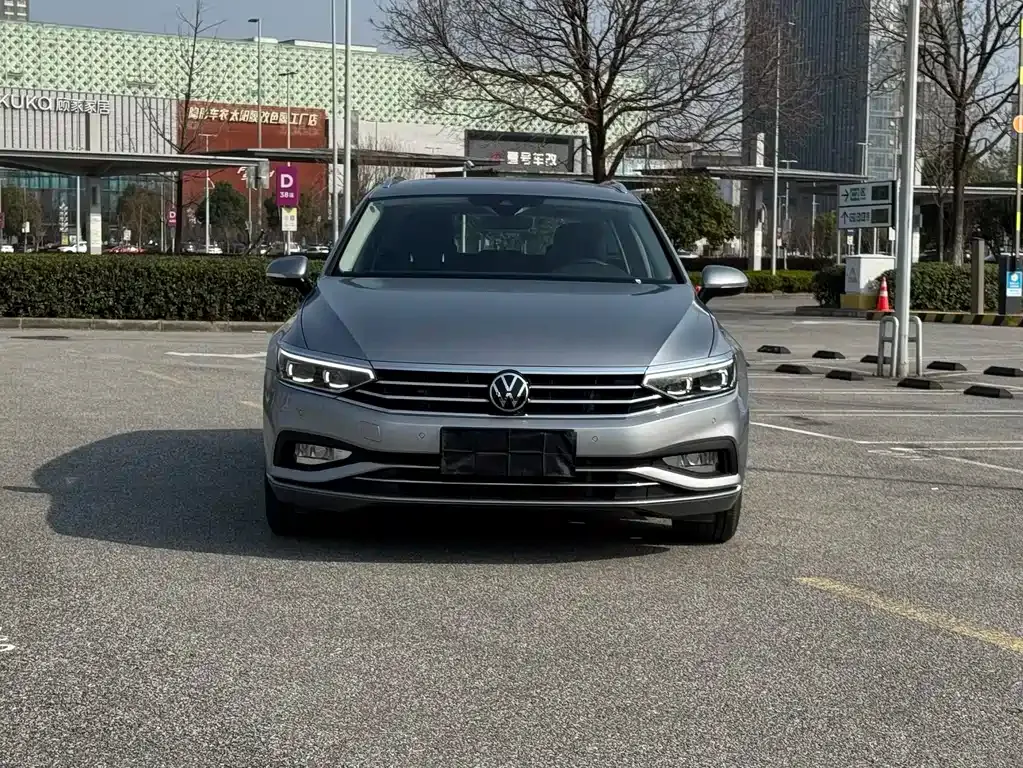 Volkswagen Viloran 2023 из CN, фото 1
