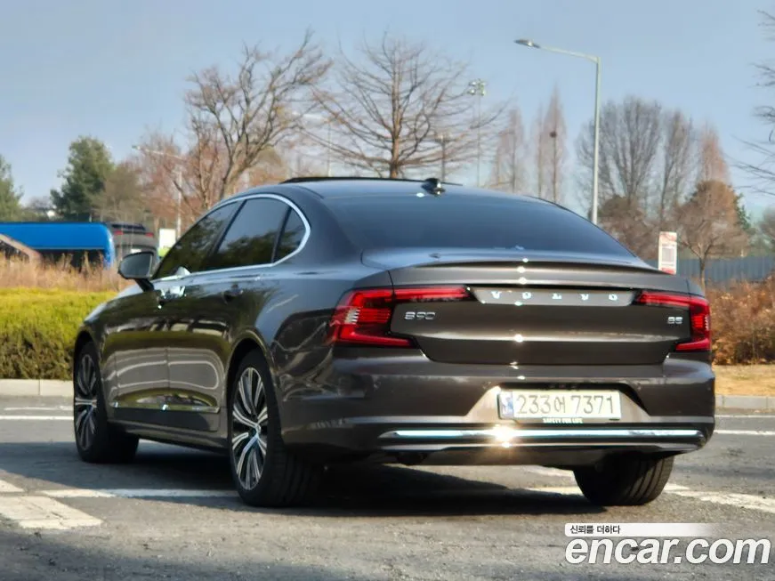 Volvo S90 — фото 10