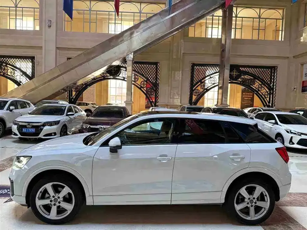 Audi Q2L 2021 из CN, фото 5