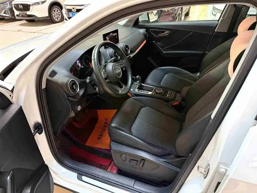 Audi Q2L 2021 из CN, фото 8
