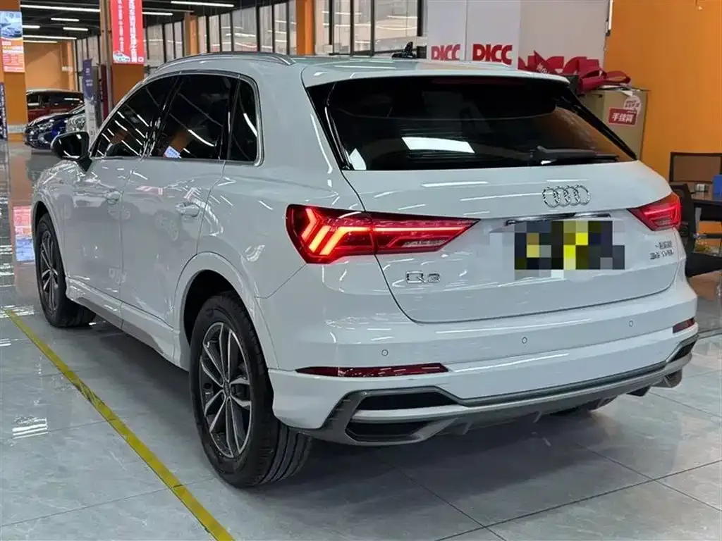 Audi Q3 — фото 8