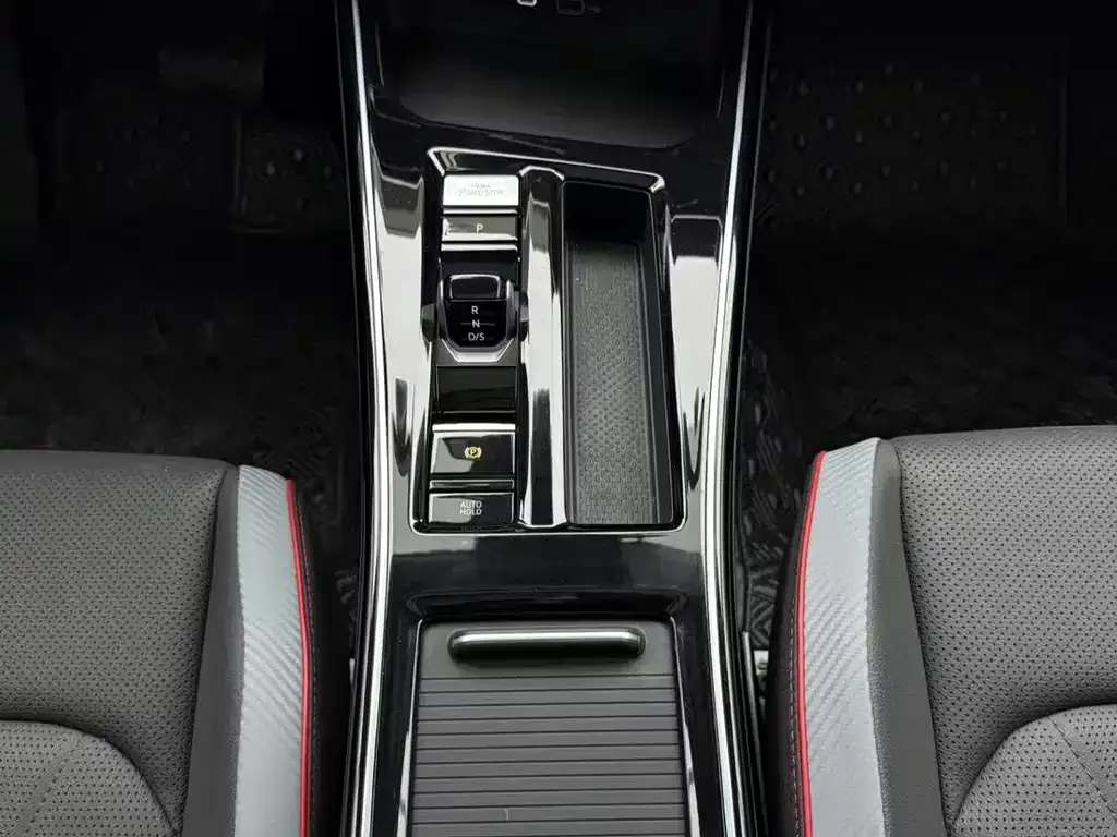 Volkswagen Lamando 2022 из CN, фото 5