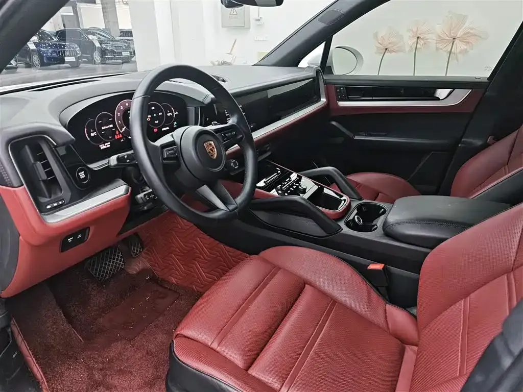 Porsche Cayenne 2024 из CN, фото 7