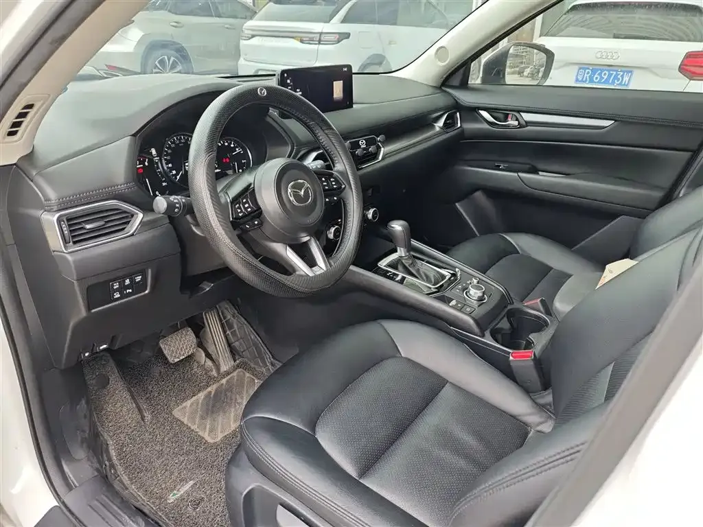 Mazda CX-5 2023 из CN, фото 8