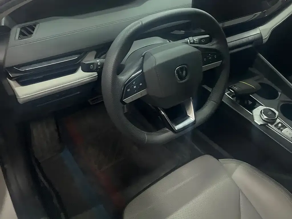 Changan UNI-V iDD 2023 из CN, фото 6