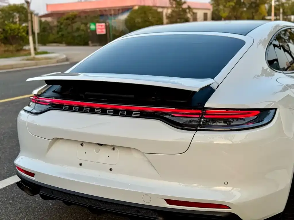 Porsche Panamera — фото 5