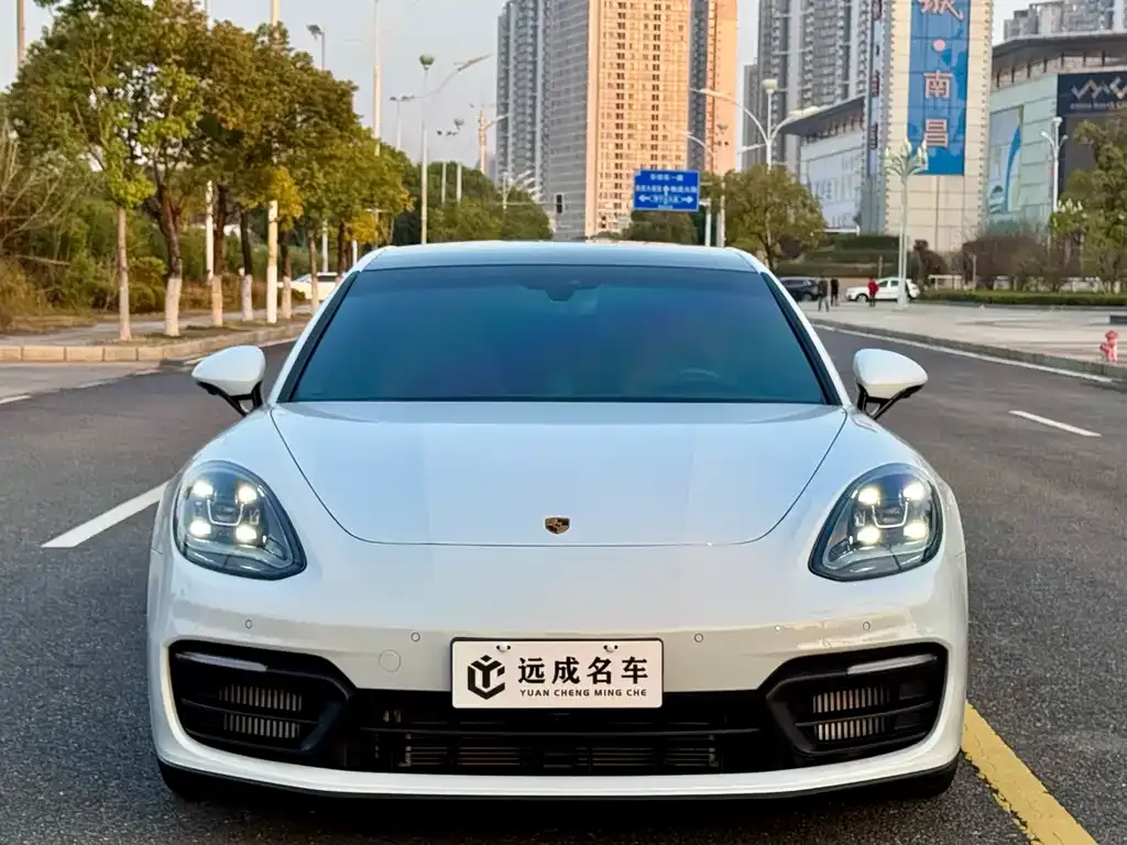 Porsche Panamera — фото 2