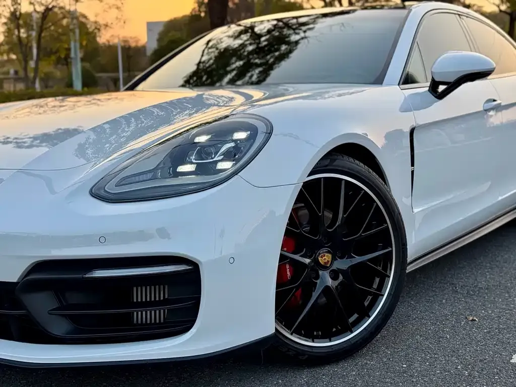 Porsche Panamera — фото 8