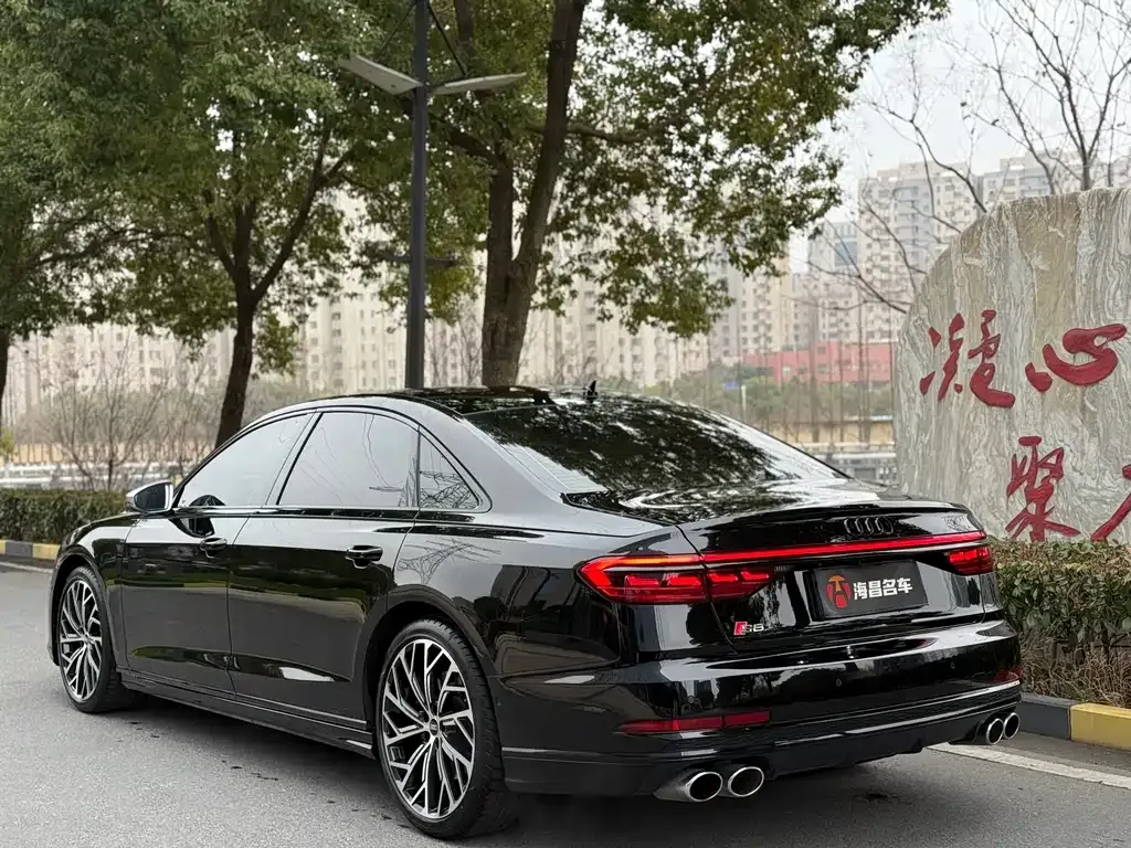 Audi S8 2022 из CN, фото 4