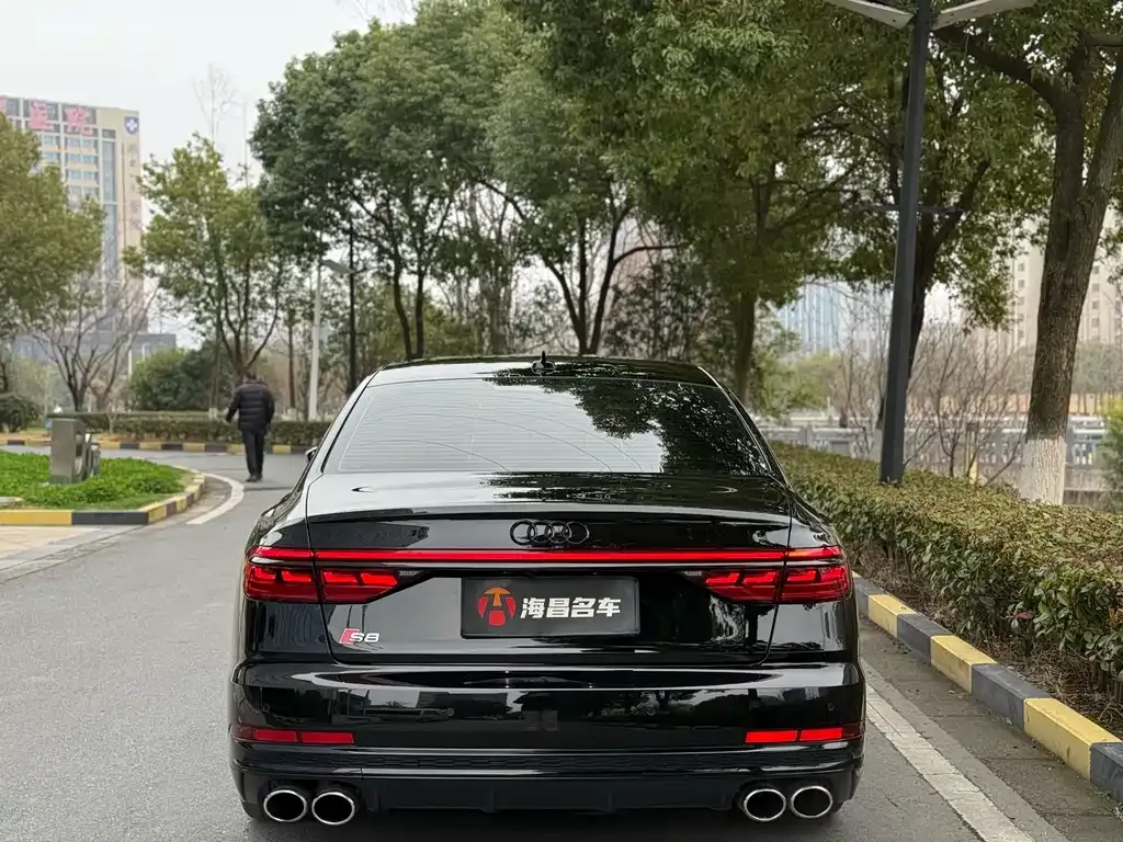 Audi S8 2022 из CN, фото 9