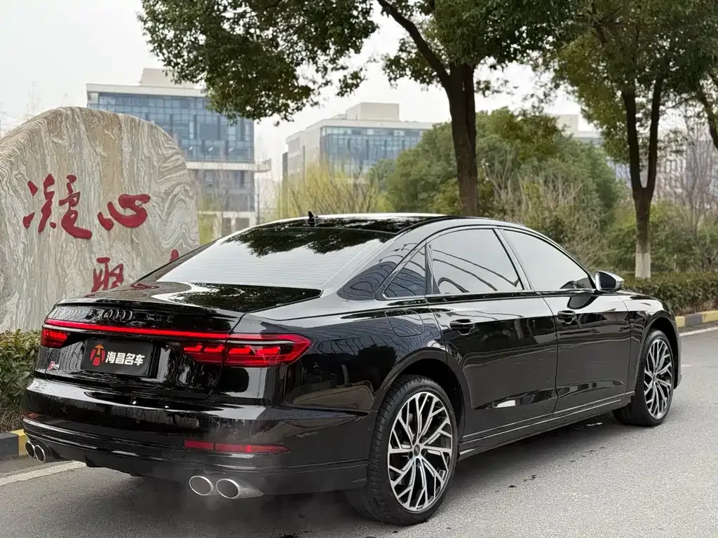 Audi S8 2022 из CN, фото 5
