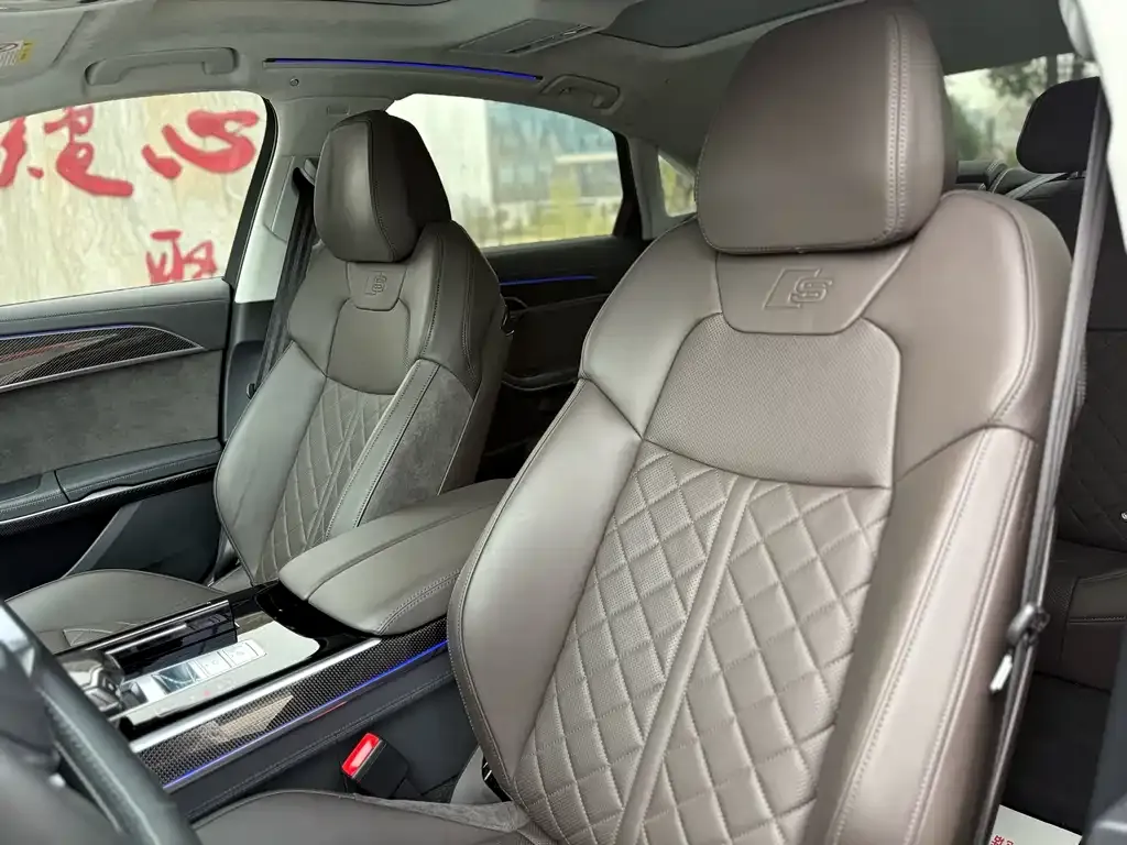 Audi S8 2022 из CN, фото 7