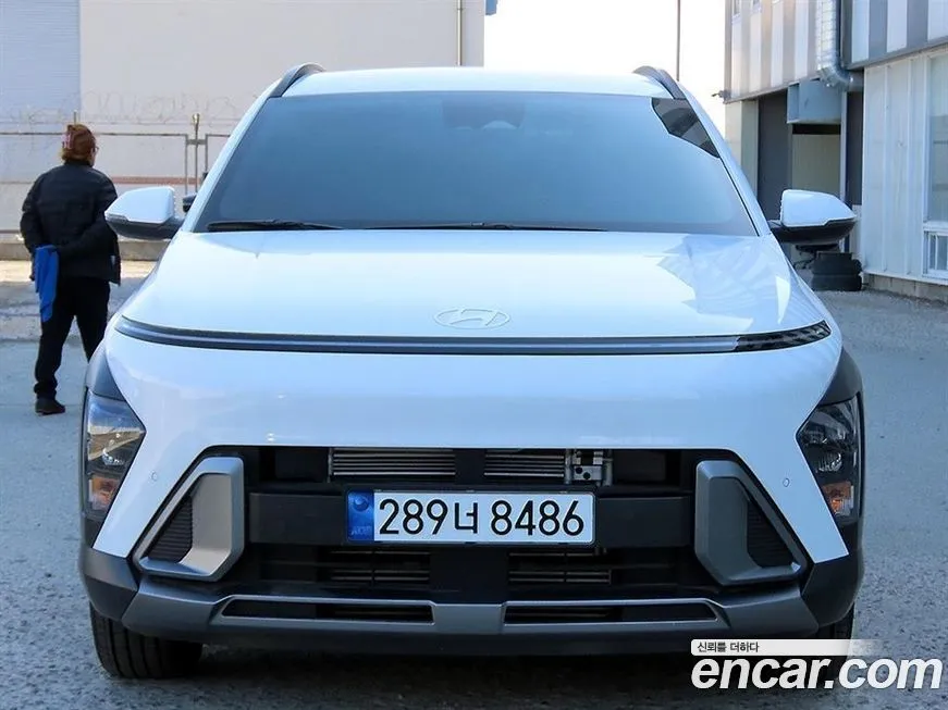 Hyundai Kona — фото 1