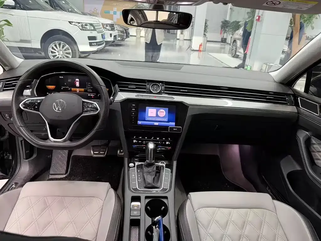 Volkswagen Magotan 2023 из CN, фото 2