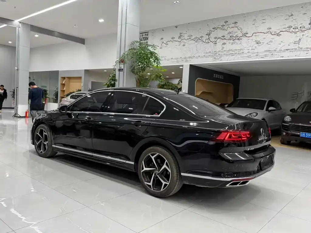 Volkswagen Magotan 2023 из CN, фото 7