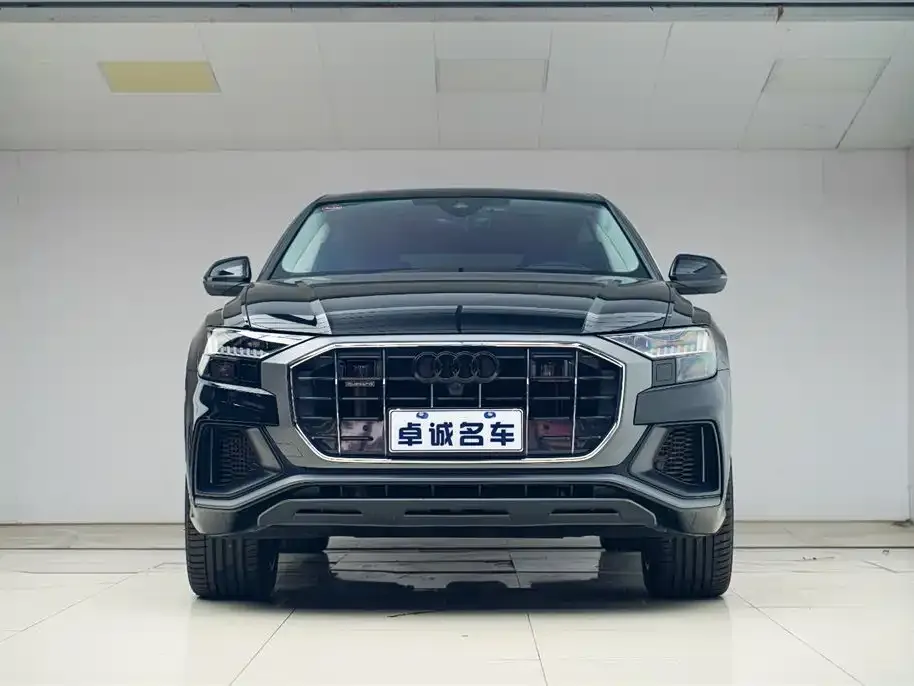 Audi Q8 — фото 3