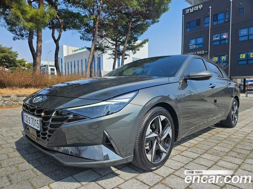 Hyundai AVANTE — фото 2