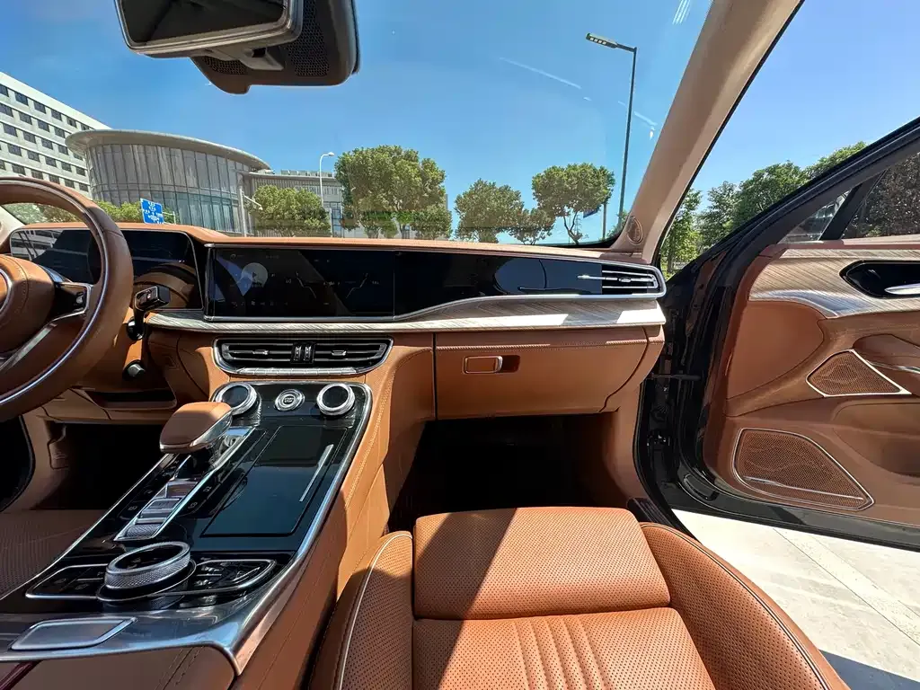 Hongqi H9 2022 из CN, фото 3