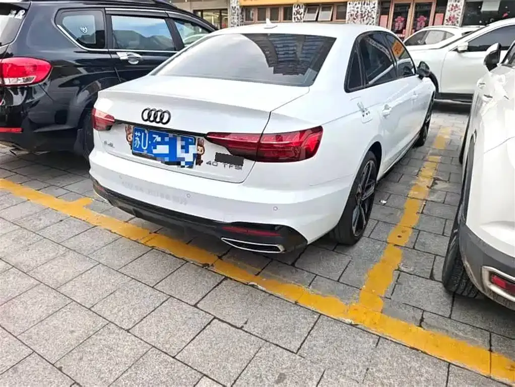 Audi A4L 2025 из CN, фото 8