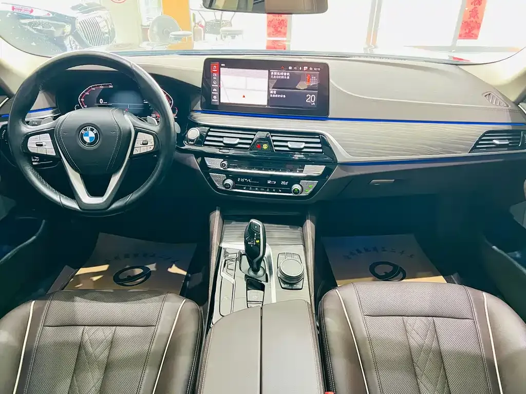 BMW 5 Series — фото 6