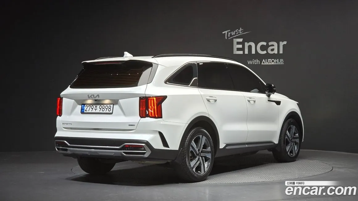 Kia Sorento — фото 5