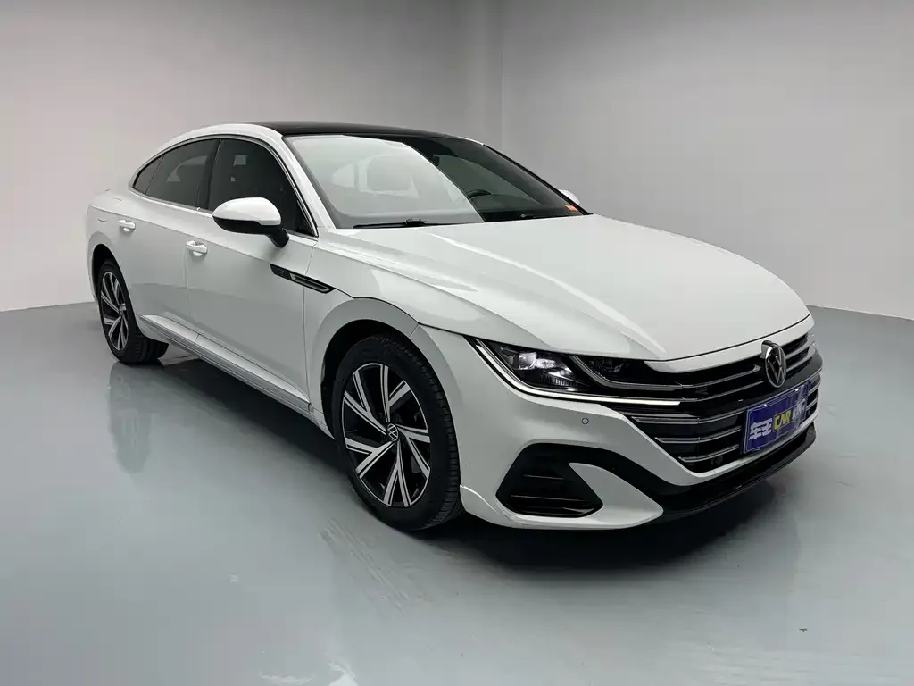 Volkswagen CC 2022 из CN, фото 2