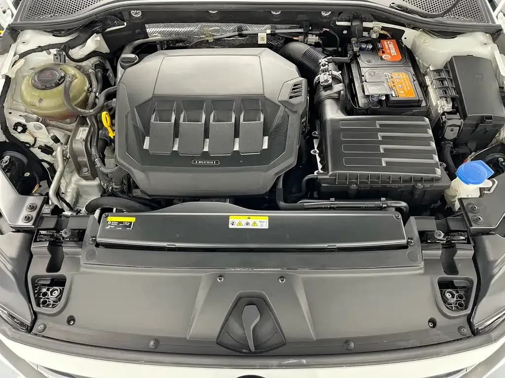 Volkswagen CC 2022 из CN, фото 7